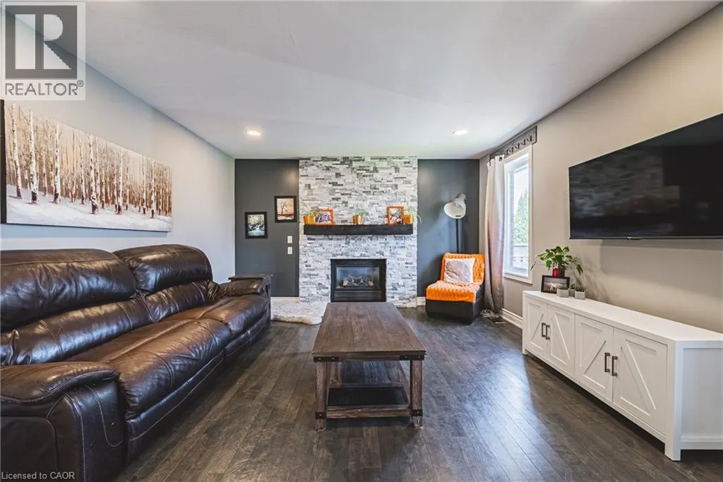 19 LIUNA Court