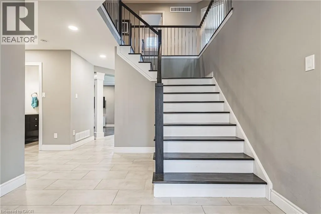 19 LIUNA Court