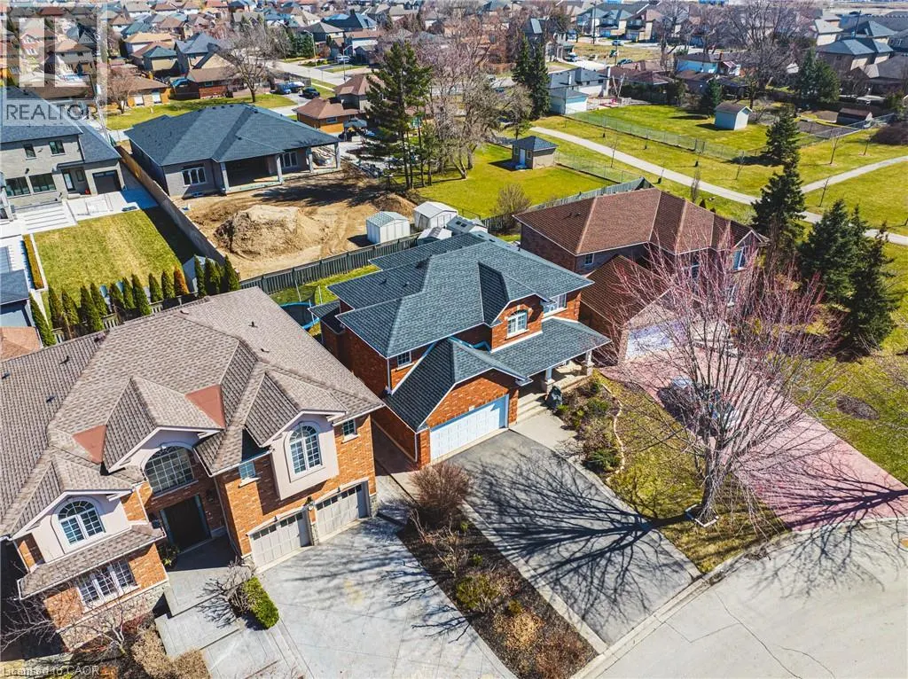 19 LIUNA Court