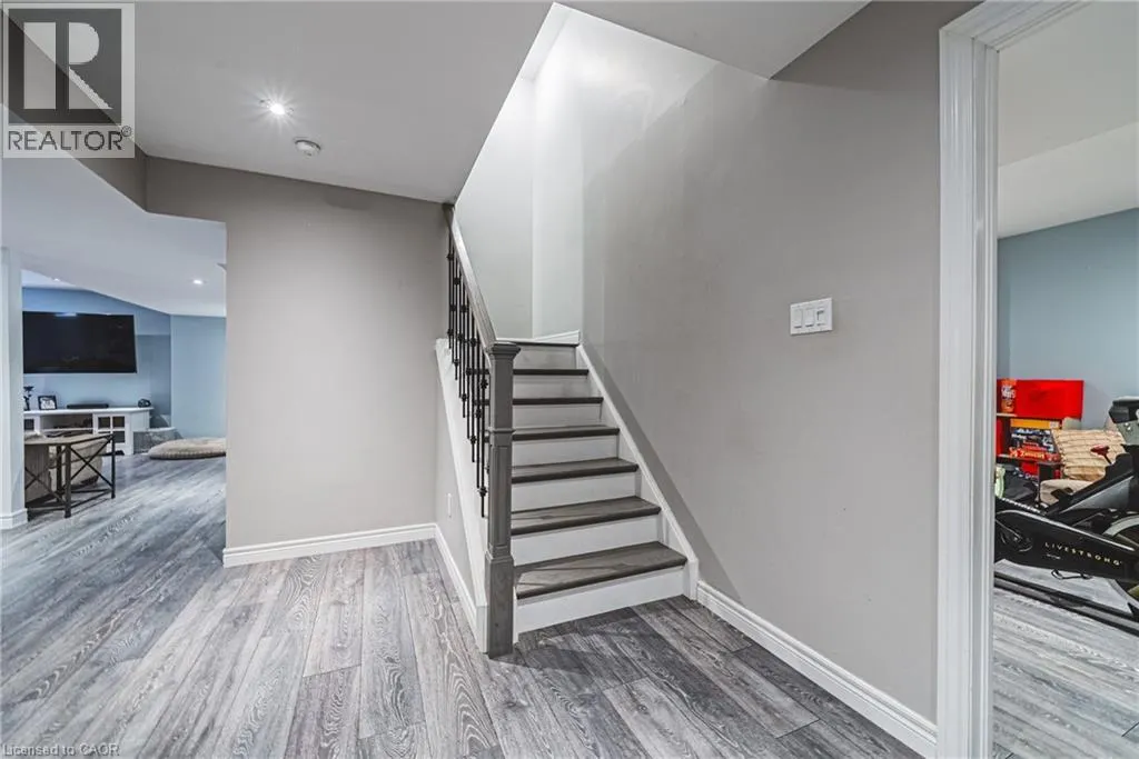 19 LIUNA Court