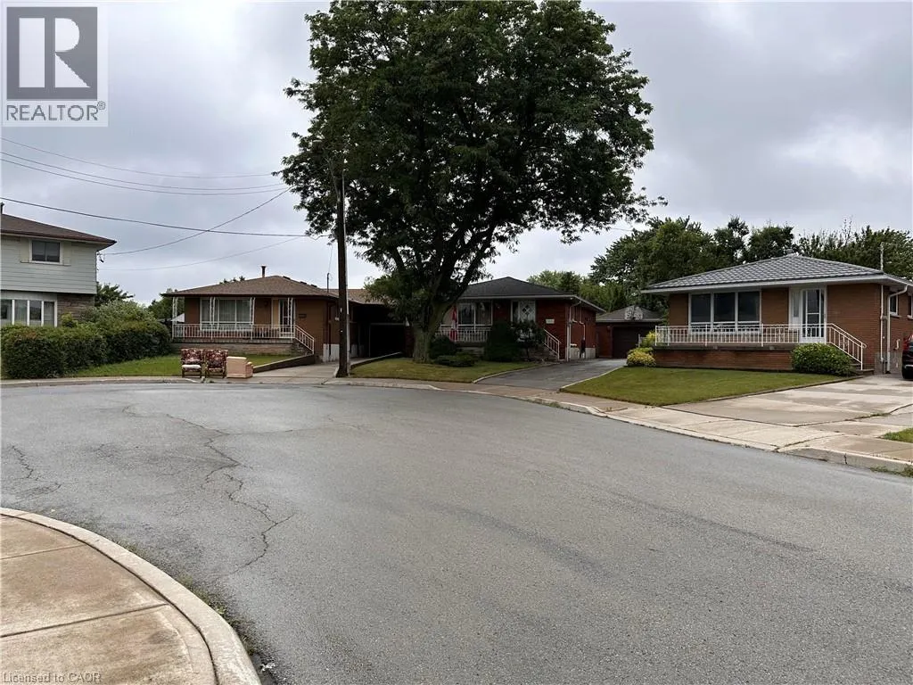46 AMANDA Street Unit# Lower, #Lower