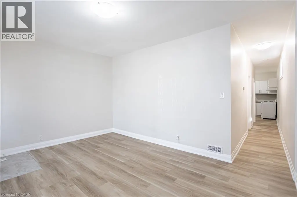 297 MARY Street N Unit# 1, #1