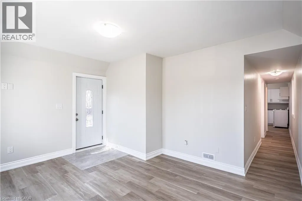297 MARY Street N Unit# 1, #1
