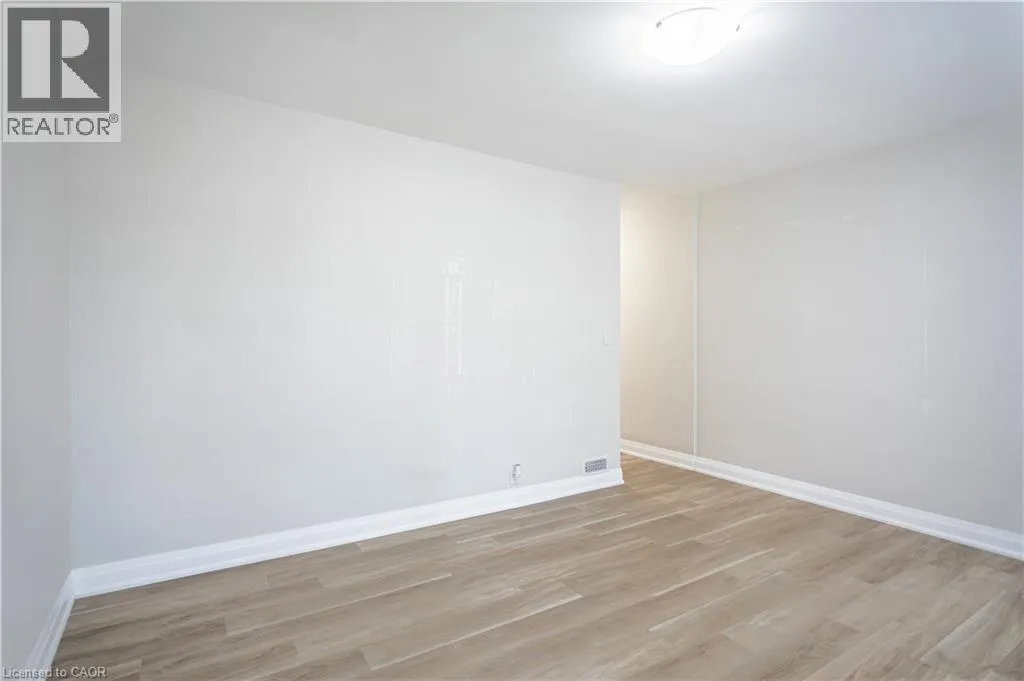 297 MARY Street N Unit# 1, #1