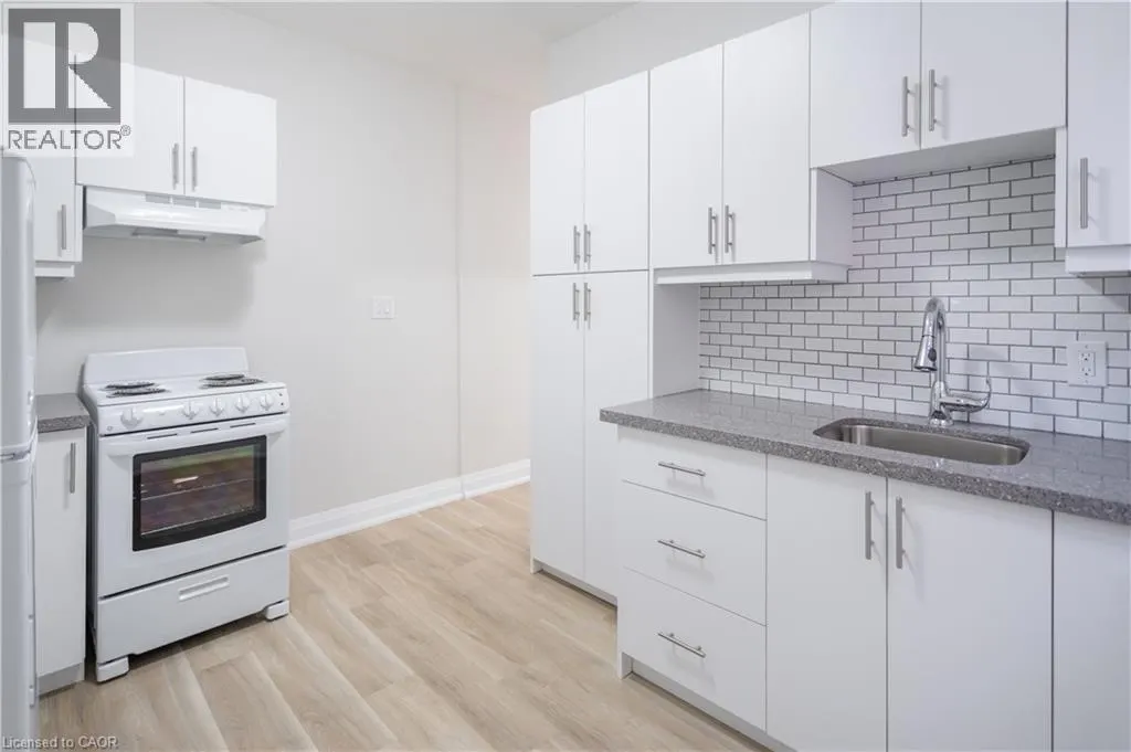 297 MARY Street N Unit# 1, #1
