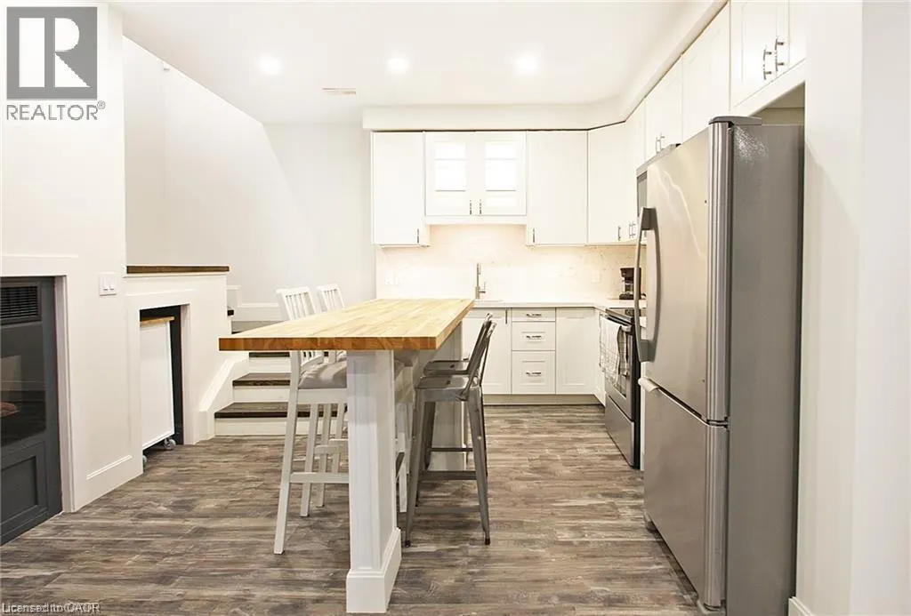23 SCARLETWOOD Street Unit# Lower, #Lower