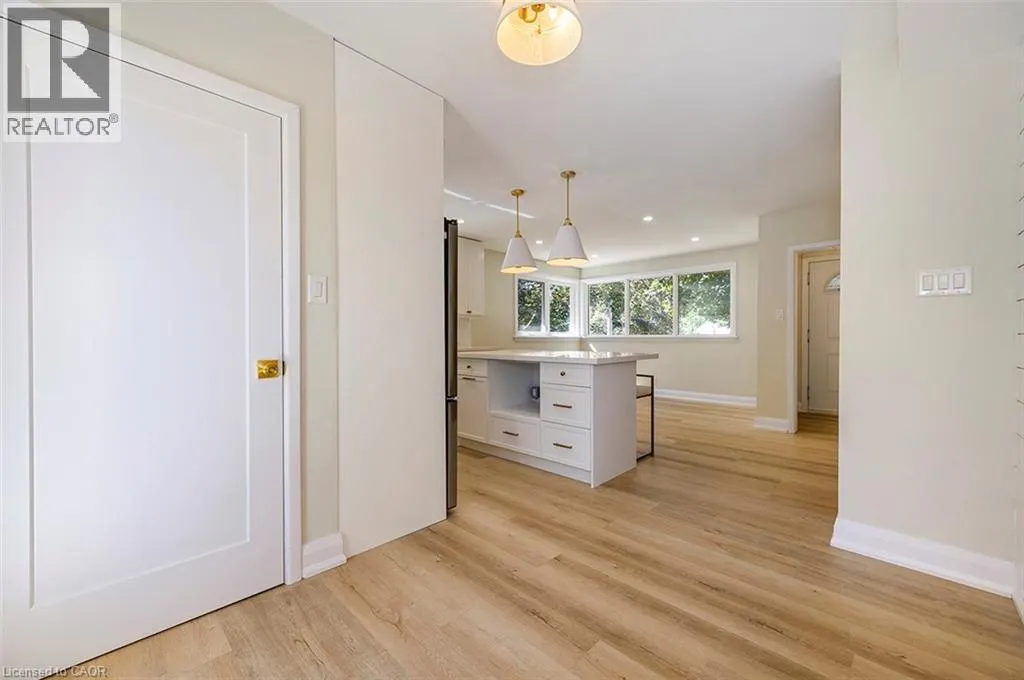 207 ELMWOOD Crescent