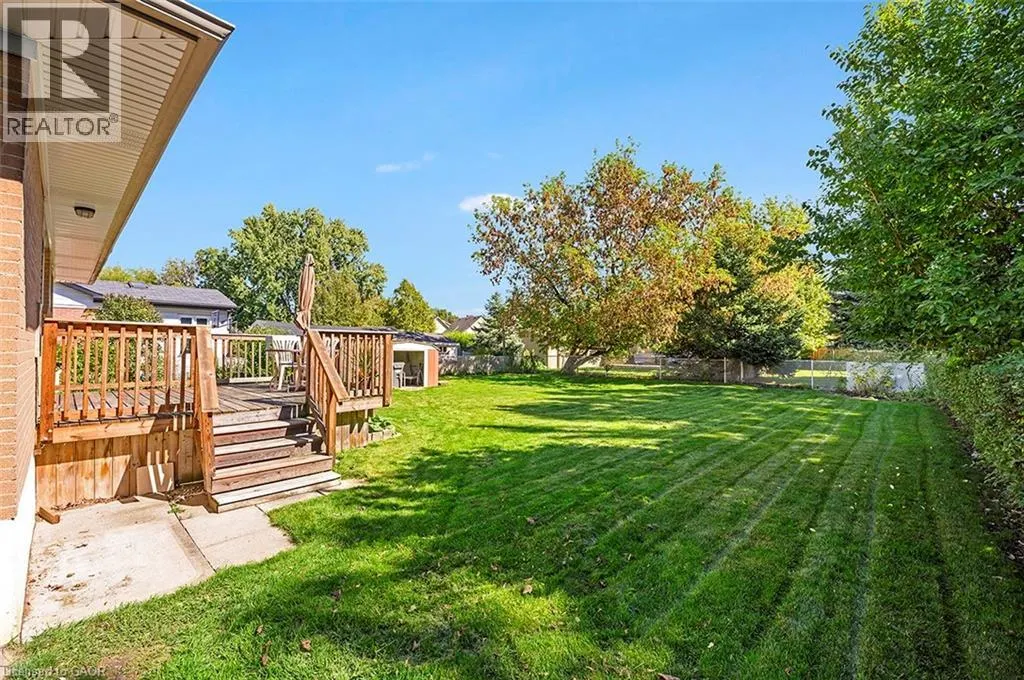 207 ELMWOOD Crescent