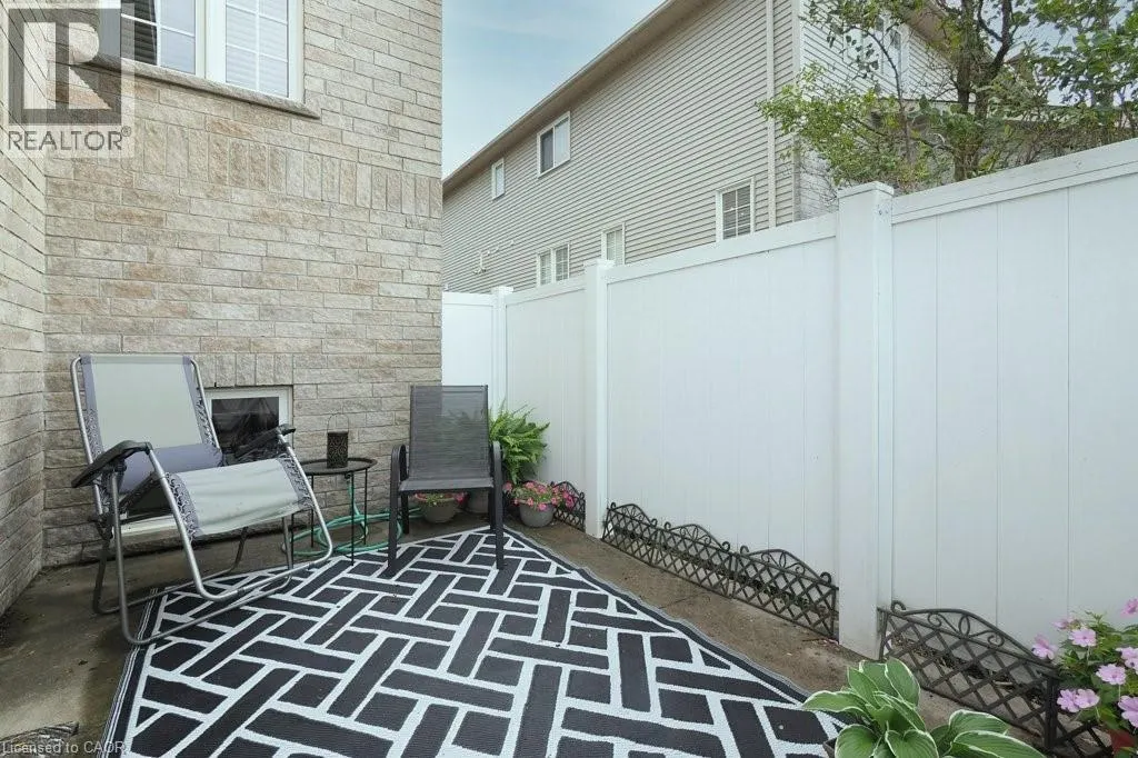 240 WESTMEADOW Drive Unit# D13, #D13