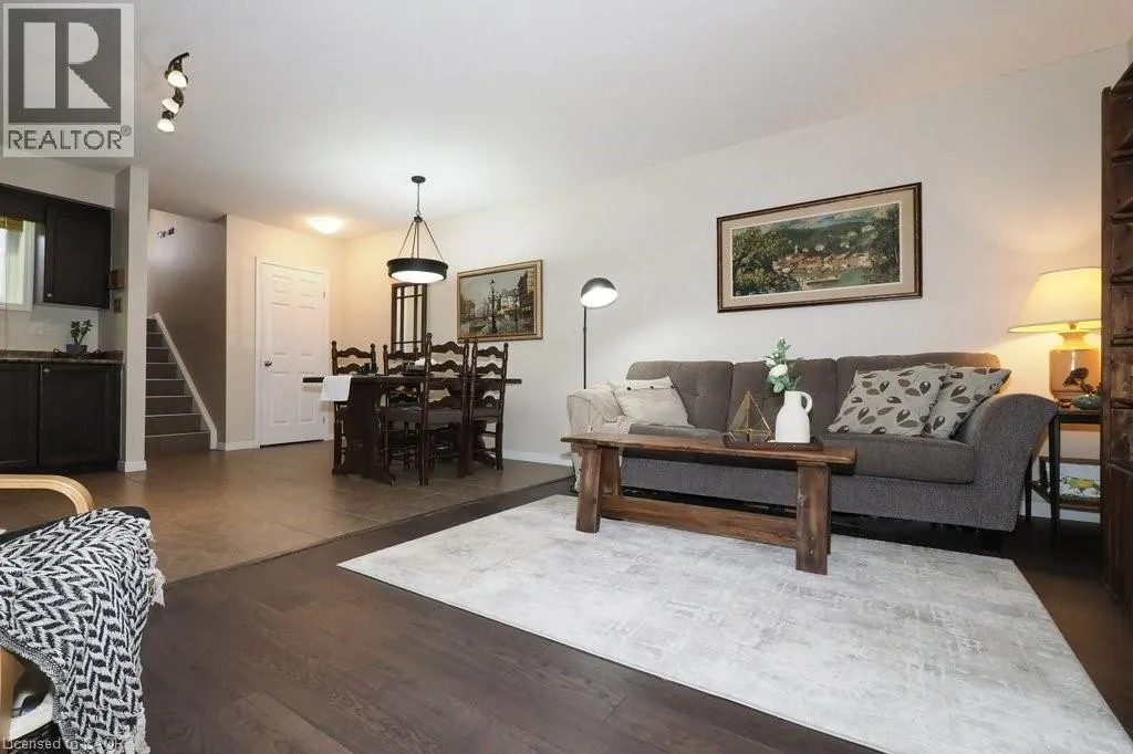 240 WESTMEADOW Drive Unit# D13, #D13