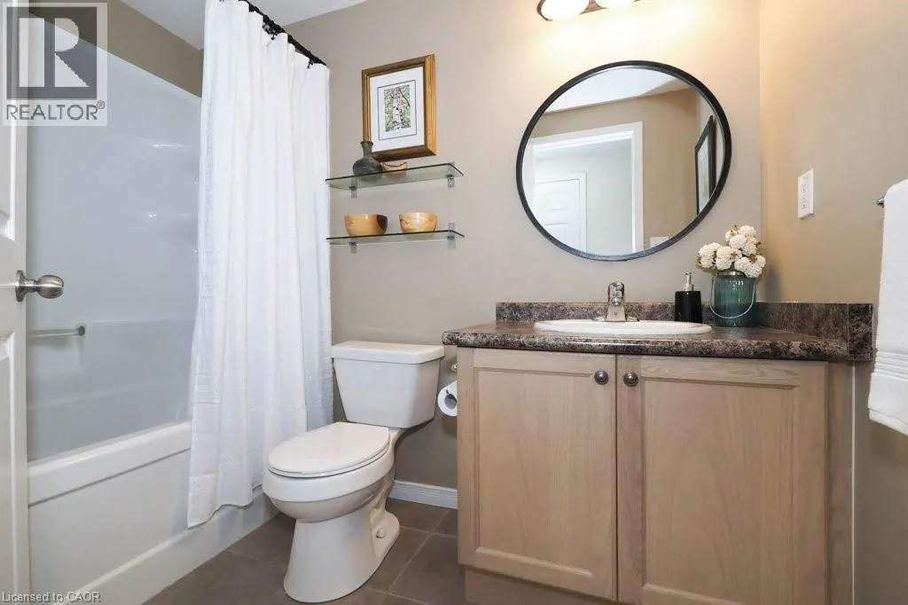 240 WESTMEADOW Drive Unit# D13, #D13