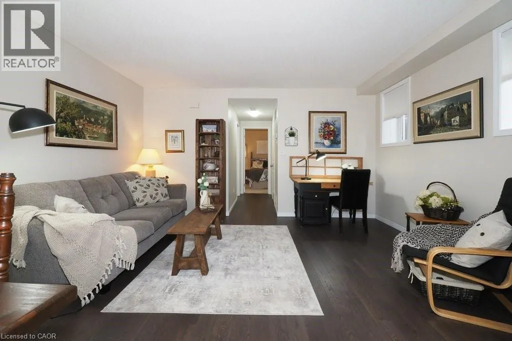 240 WESTMEADOW Drive Unit# D13, #D13