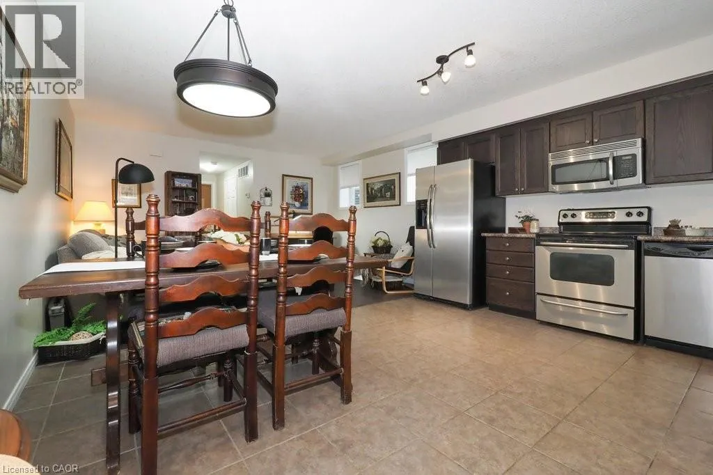 240 WESTMEADOW Drive Unit# D13, #D13