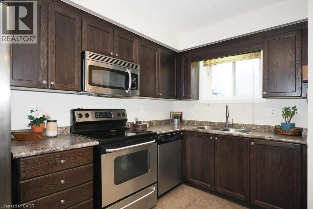 240 WESTMEADOW Drive Unit# D13, #D13