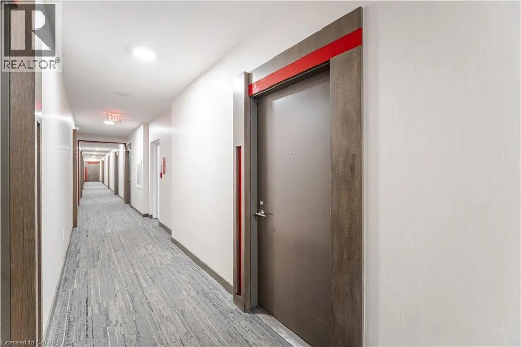 560 FRONT Street W Unit# 821, #821