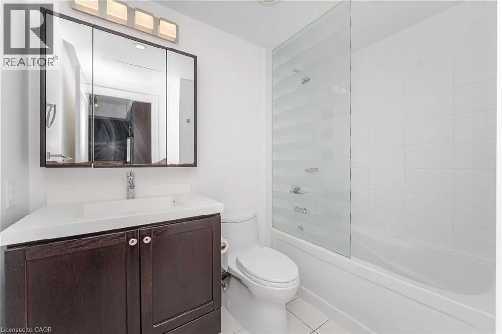 560 FRONT Street W Unit# 821, #821
