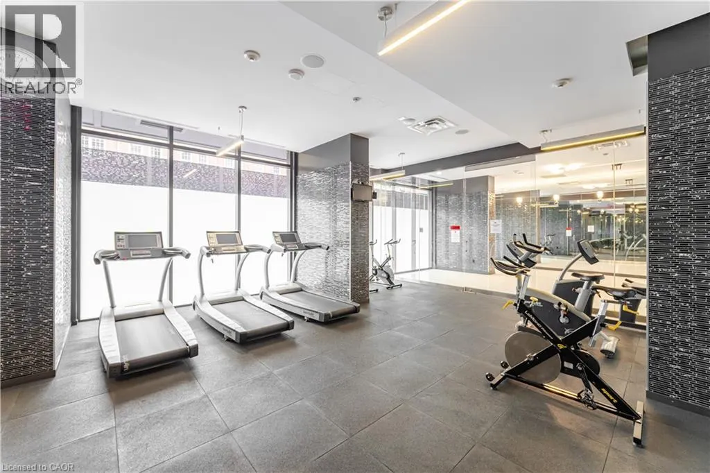 560 FRONT Street W Unit# 821, #821