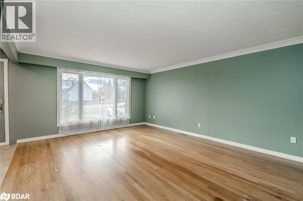 57 POYNTZ Street Unit# Upper, #Upper