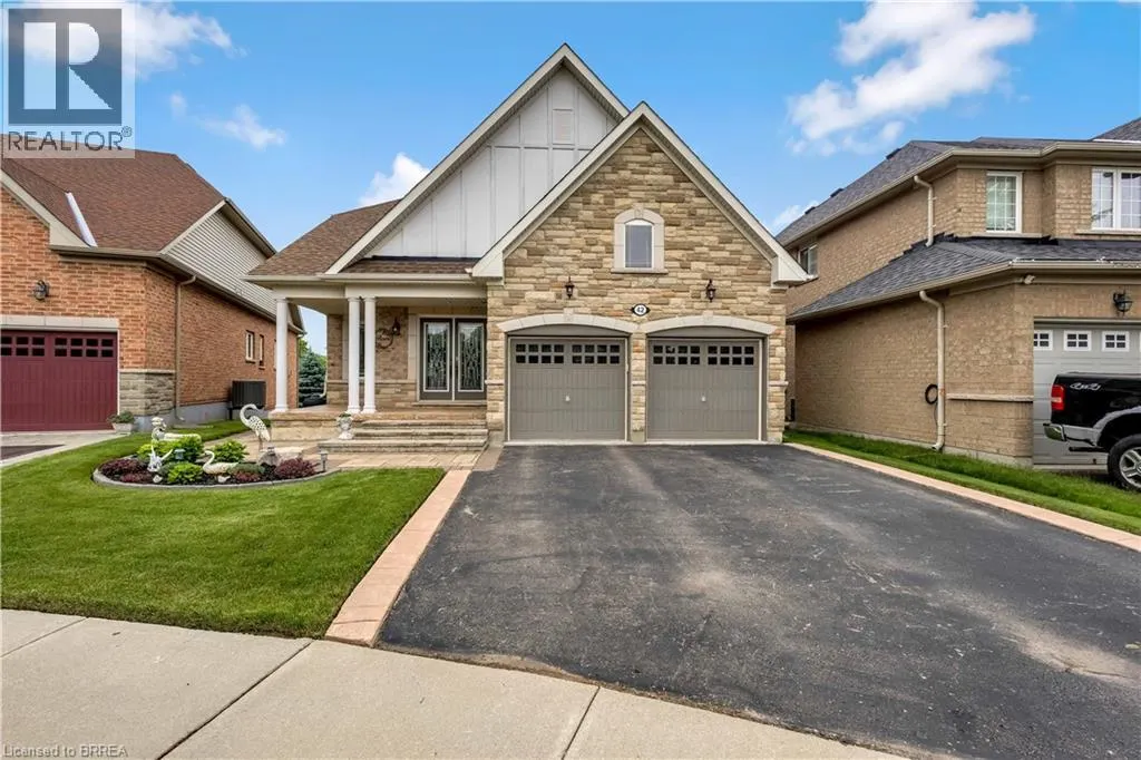 42 DAVIDSON Court