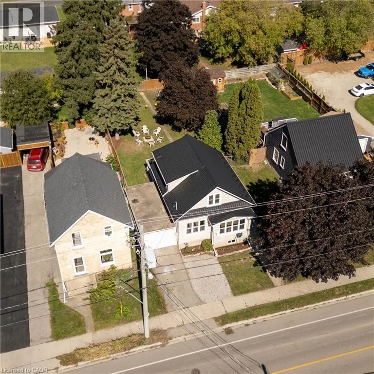 33 BLOOMINGDALE Road N