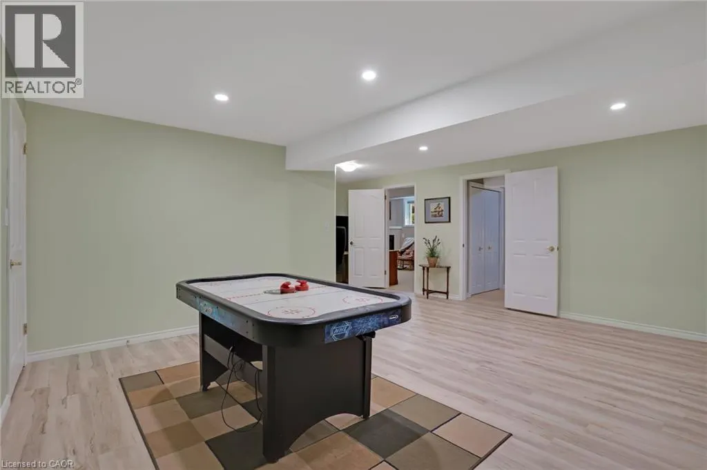 180 OLD ABBEY Road Unit# 15, #15