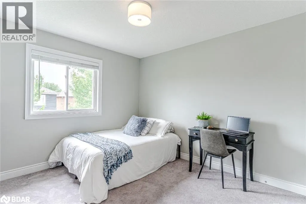 7 GARBUTT Crescent