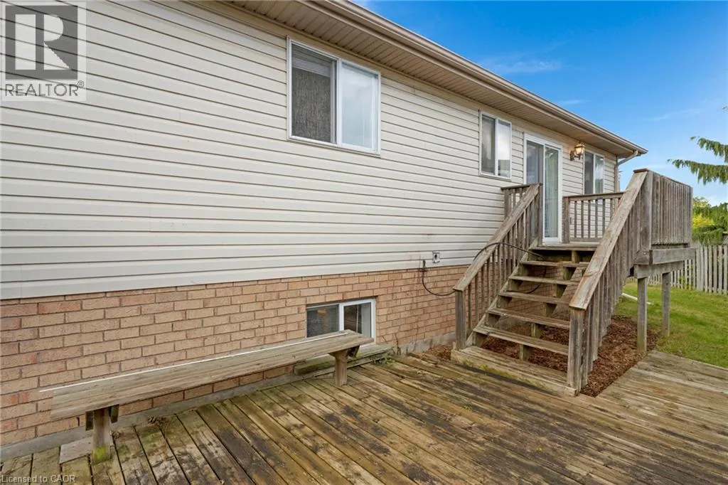 175 STIRLING MACGREGOR Drive