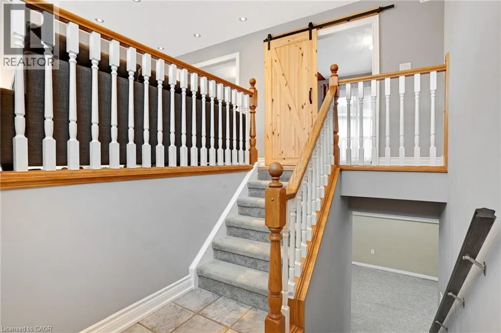 175 STIRLING MACGREGOR Drive
