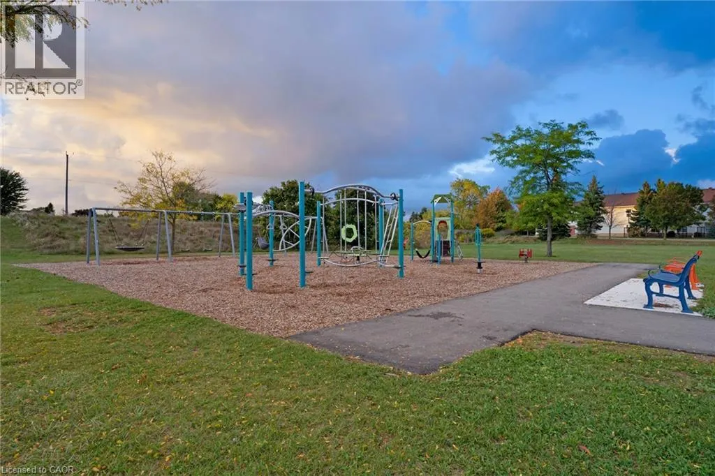 175 STIRLING MACGREGOR Drive