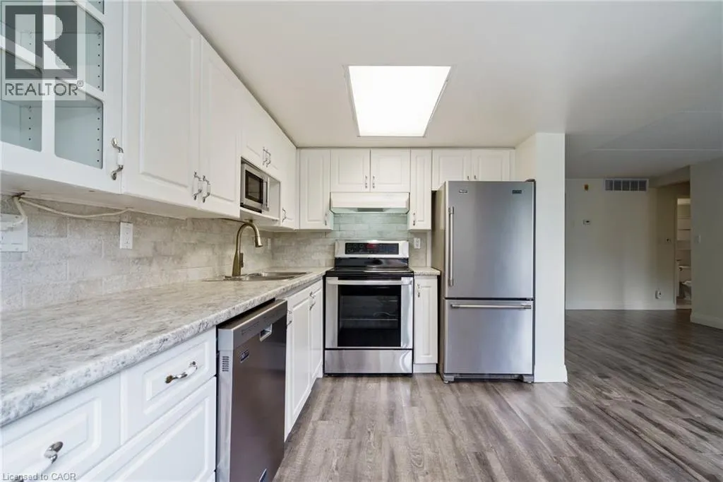 3499 UPPER MIDDLE Road Unit# 211, #211