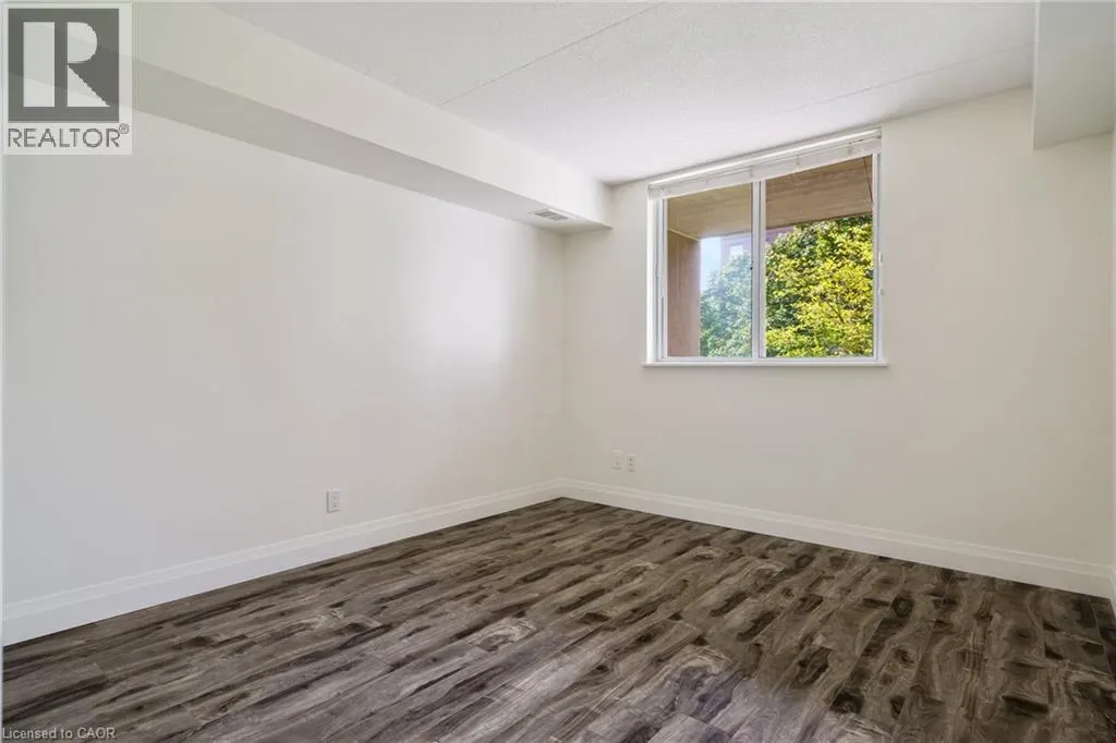 3499 UPPER MIDDLE Road Unit# 211, #211