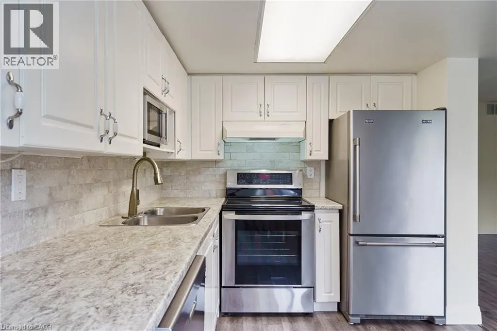 3499 UPPER MIDDLE Road Unit# 211, #211