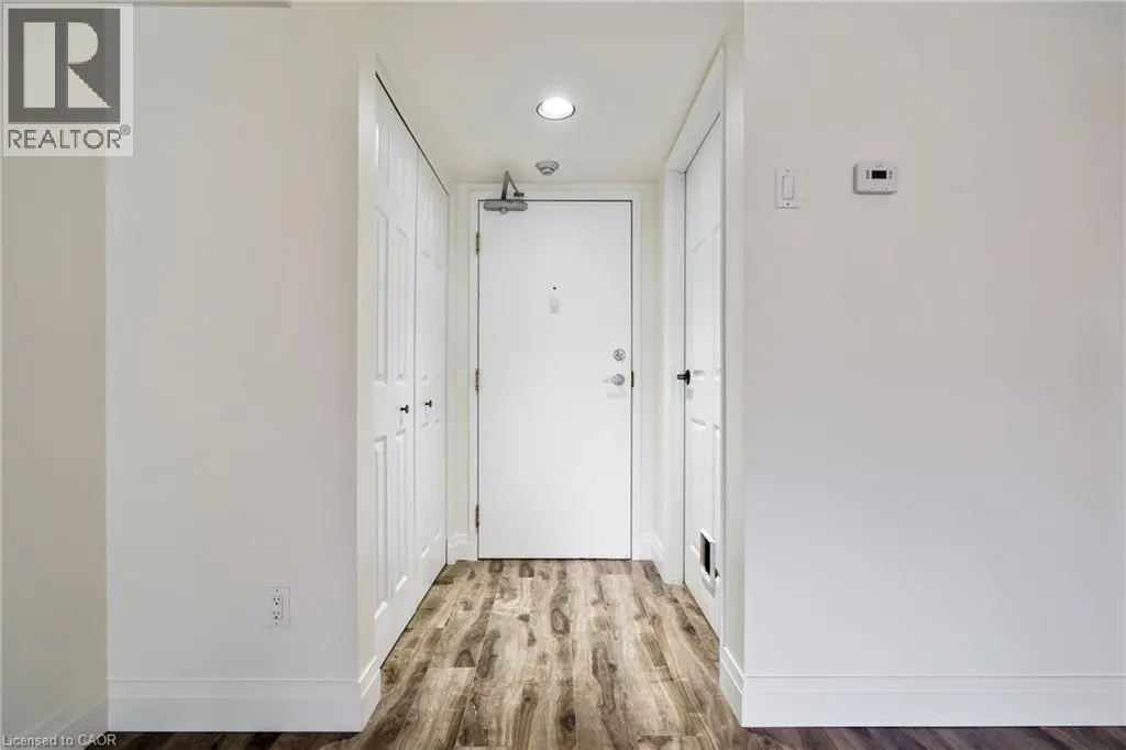 3499 UPPER MIDDLE Road Unit# 211, #211