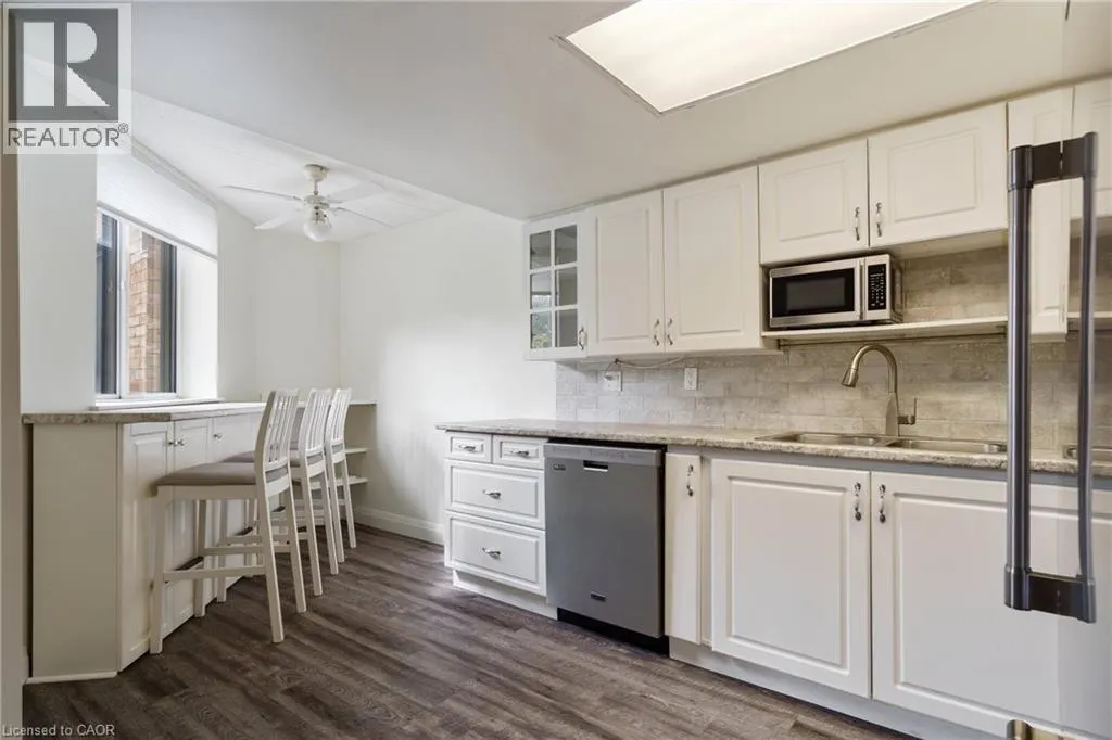 3499 UPPER MIDDLE Road Unit# 211, #211