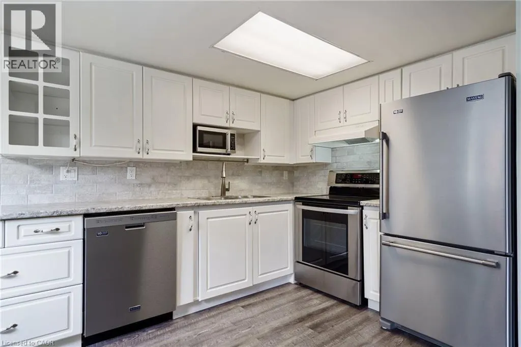 3499 UPPER MIDDLE Road Unit# 211, #211