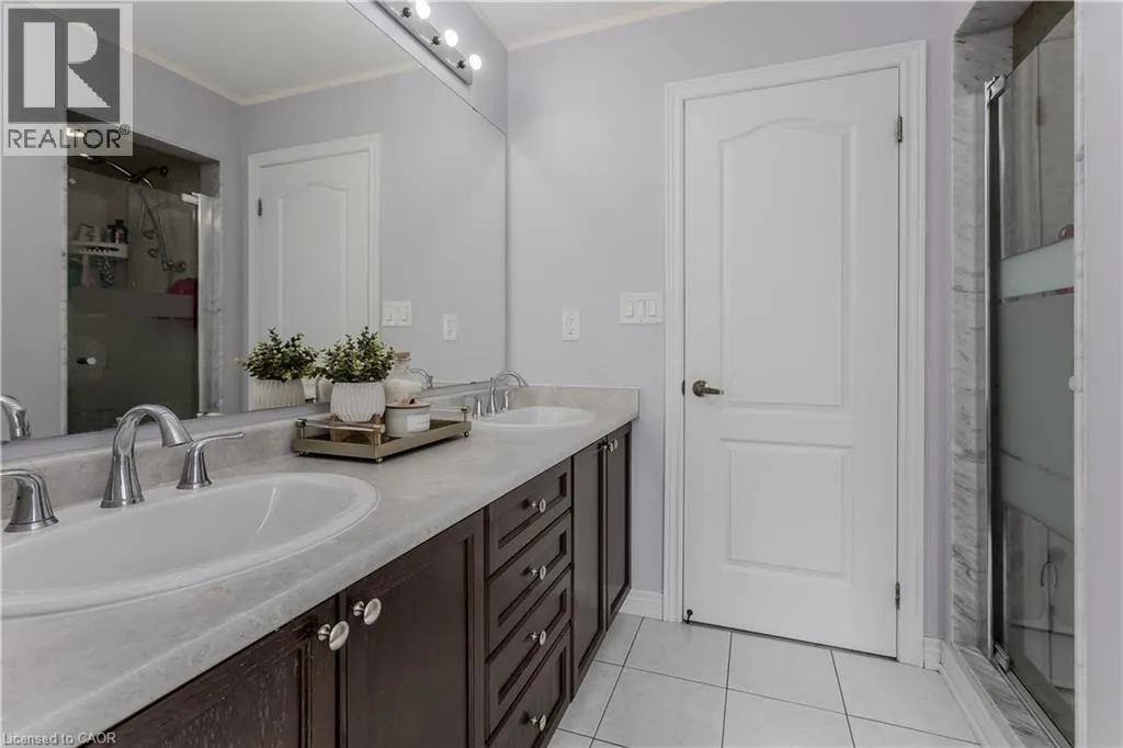 4272 ADOBE Gate