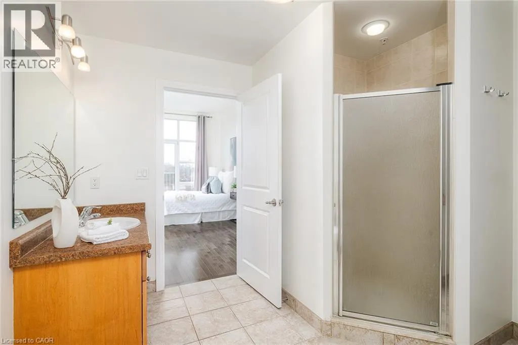 165 DUKE Street E Unit# 305, #305