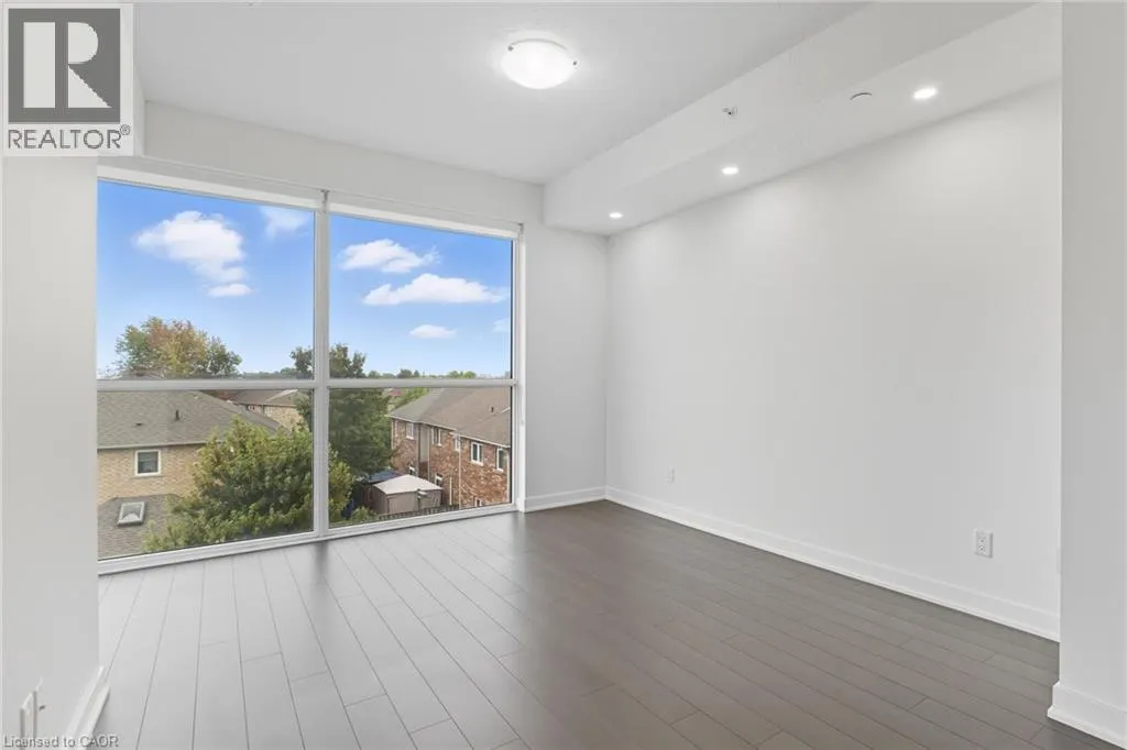 5220 DUNDAS Street Unit# D314, #D314