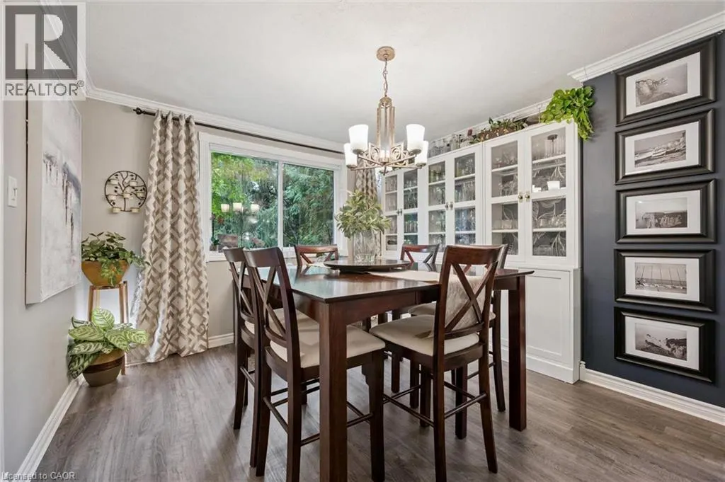 4 BERKLEY Place