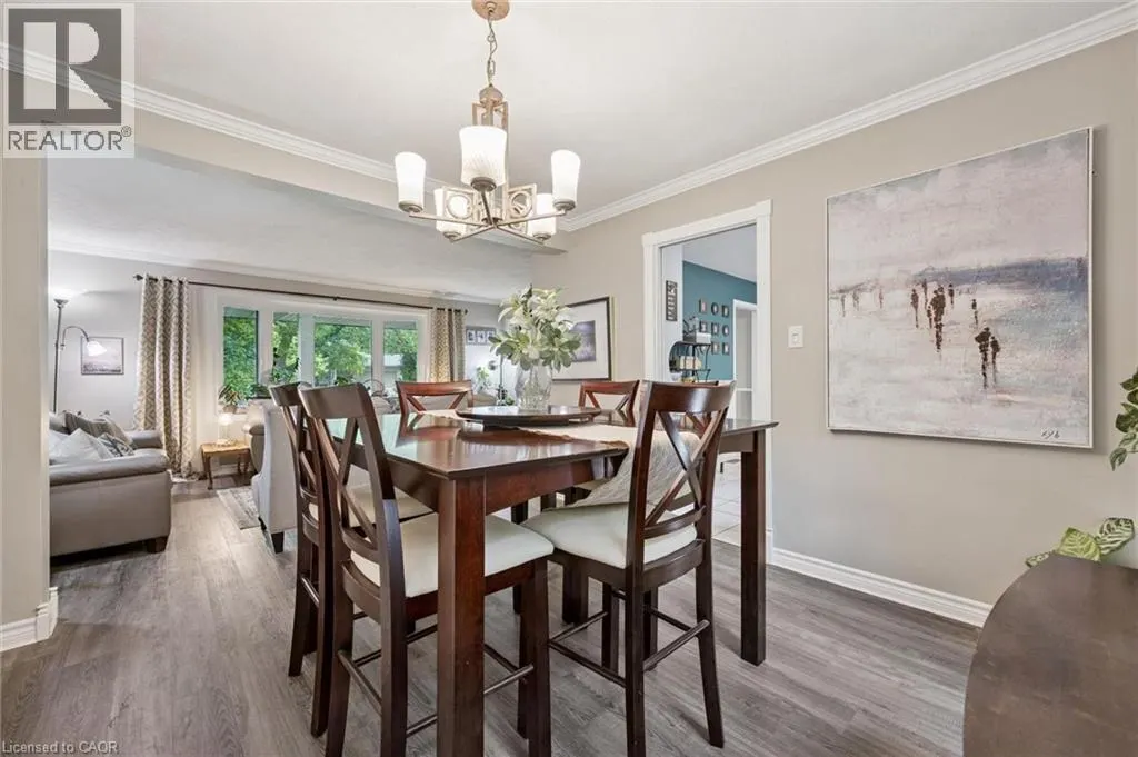 4 BERKLEY Place
