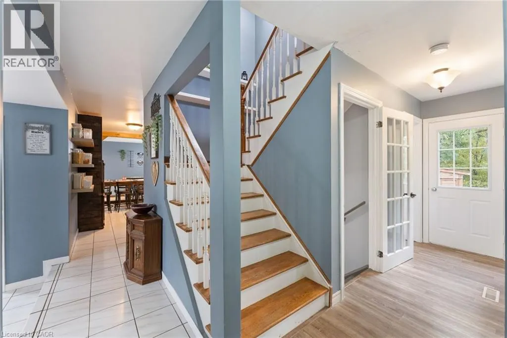 425 GREENHILL Avenue