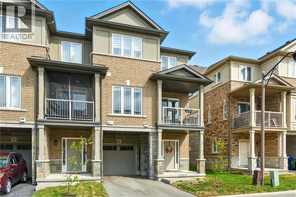 9 LAGUNA VILLAGE Crescent