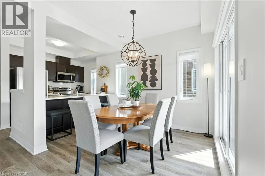 9 LAGUNA VILLAGE Crescent