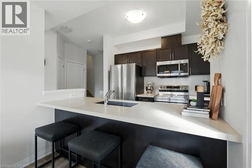 9 LAGUNA VILLAGE Crescent