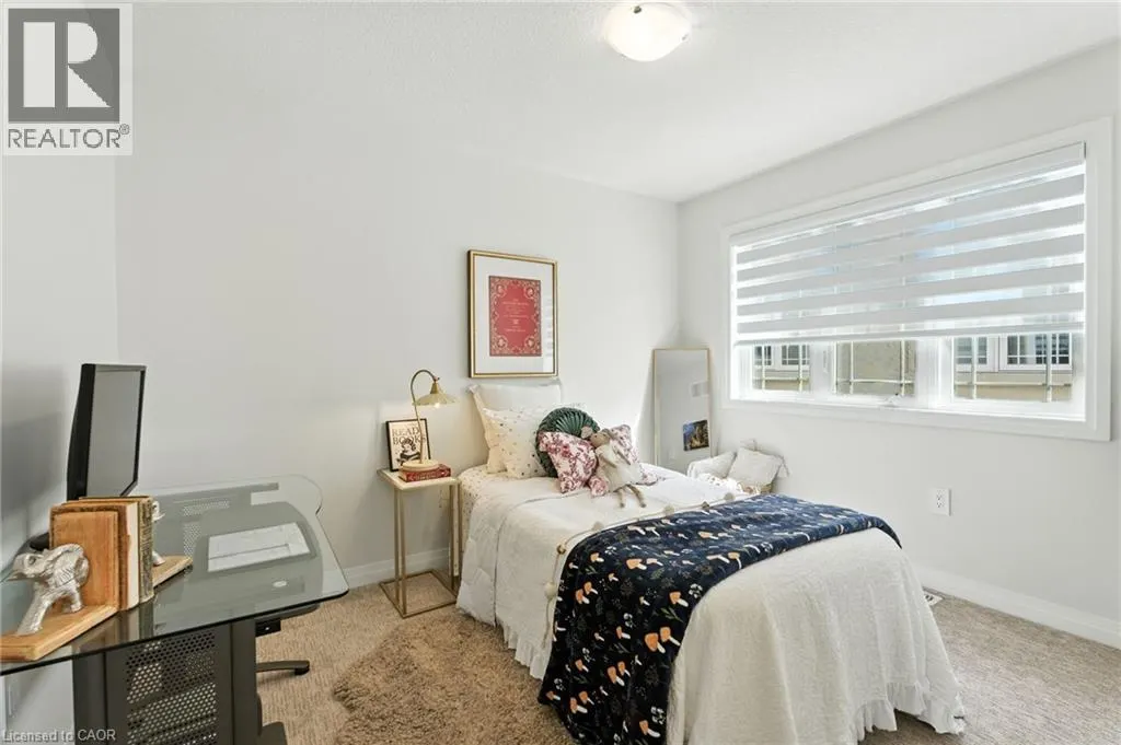 9 LAGUNA VILLAGE Crescent