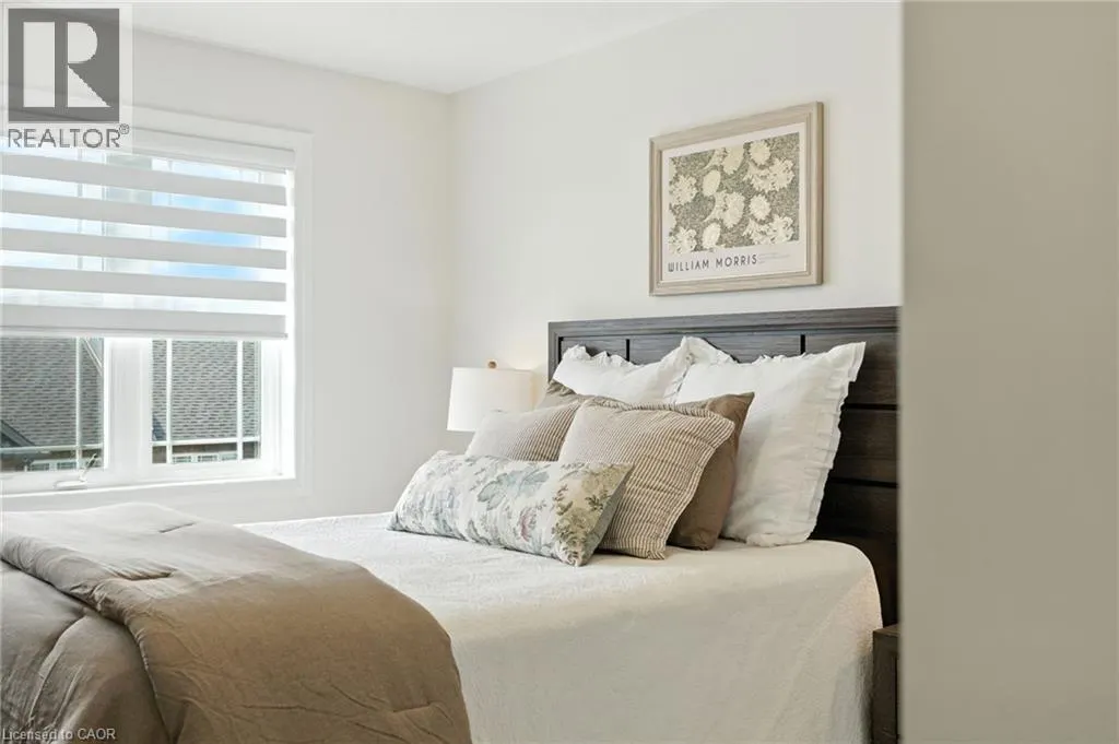 9 LAGUNA VILLAGE Crescent