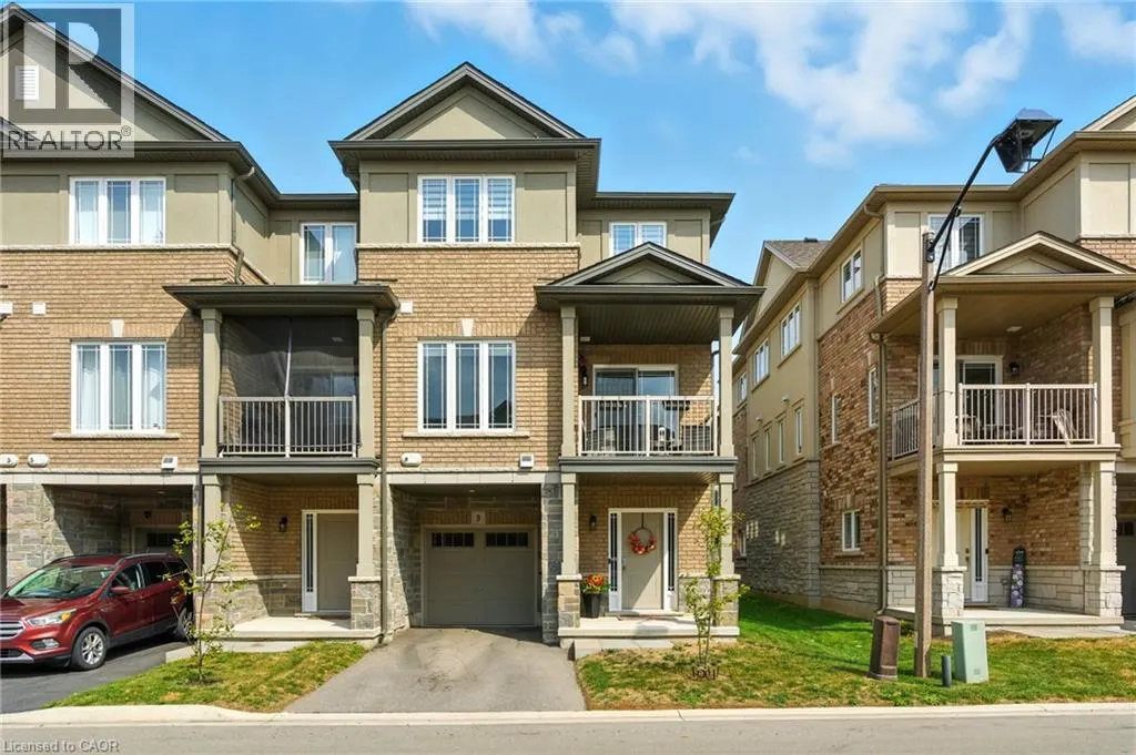 9 LAGUNA VILLAGE Crescent