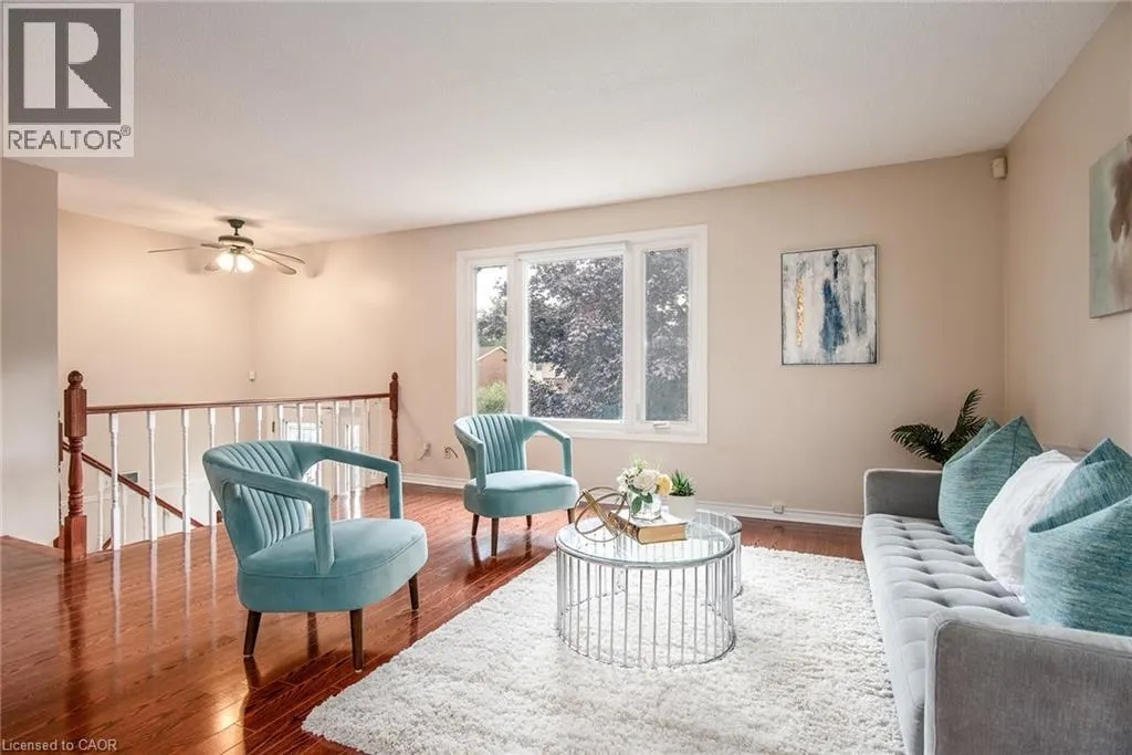64 SABRINA Crescent