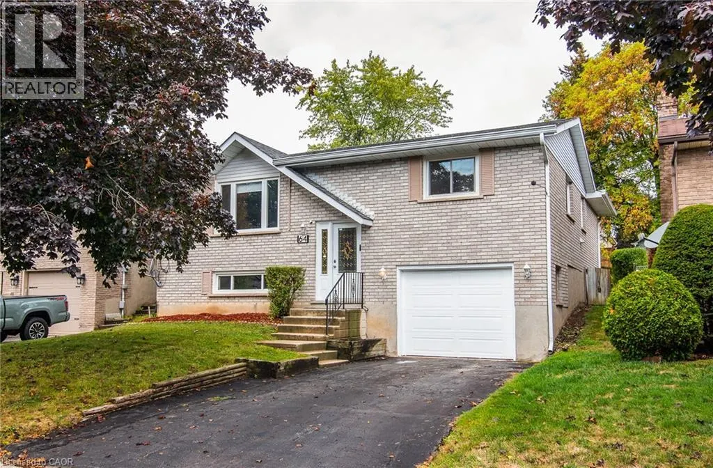 64 SABRINA Crescent