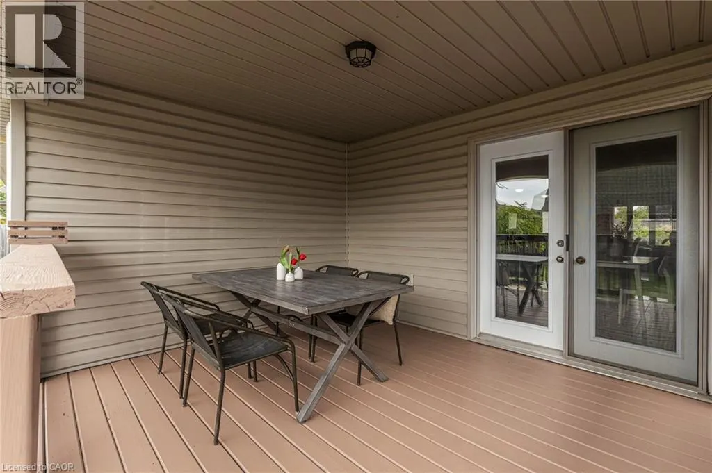 33 SARAH Crescent